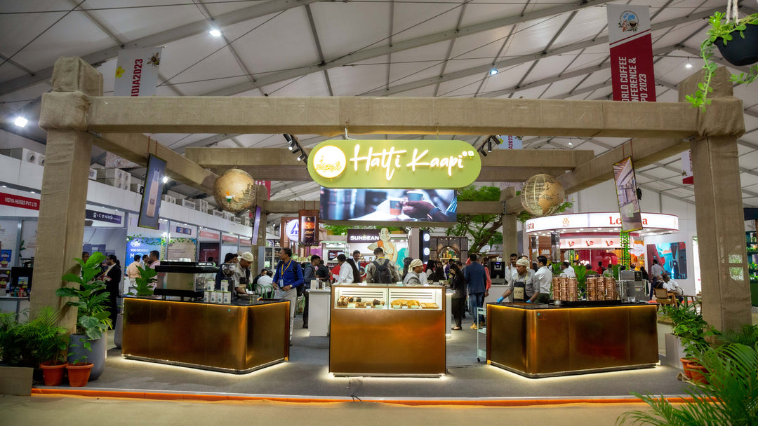HattiKaapi’s Thoughtful Gift: Brewing Sustainability with Complimentary Coffee Grounds
